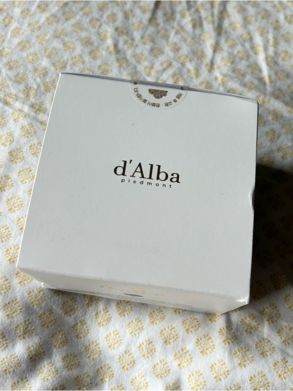 Alba White Truffle Double Serum & Cream - White with Gold Accents